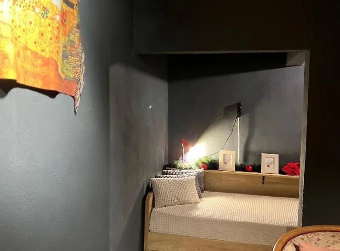 The Cave Vintage Apartment, City, Bulgaria Apartment Warna