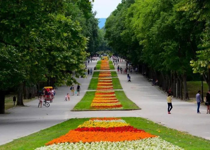 The Cave Vintage Apartment, City, Bulgaria Apartment