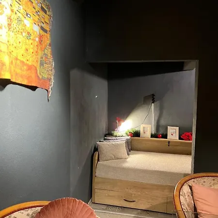 The Cave Vintage Apartment, City, Bulgaria Apartment Varna